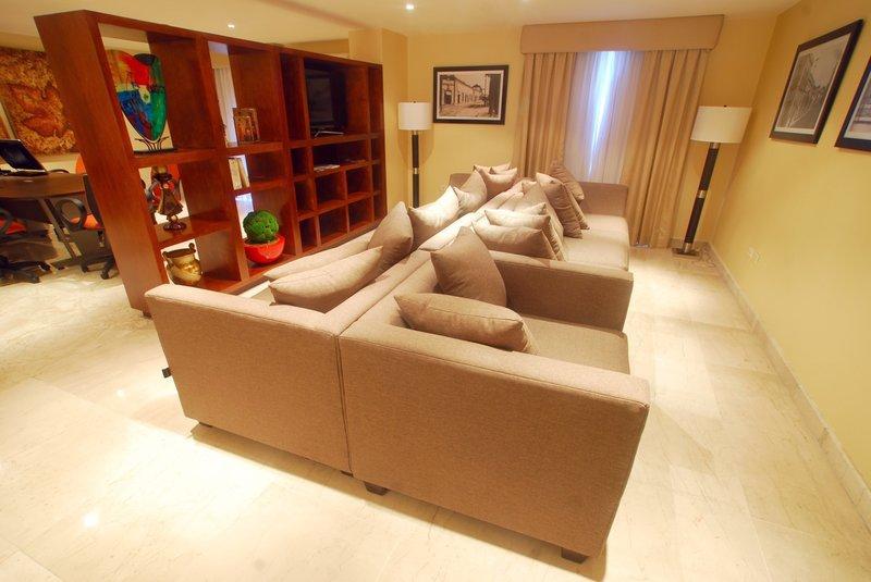 Holiday Inn Monclova By Ihg Extérieur photo